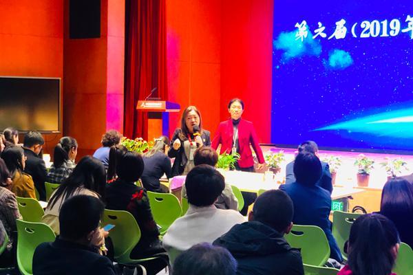 芳草地免費(fèi)資料論壇，共享知識(shí)的海洋，芳草地免費(fèi)資料論壇，知識(shí)的海洋共享平臺(tái)