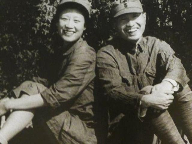 國防部長是干什么的，職責(zé)與重要性解析，國防部長職責(zé)與重要性解析，守護國家安全的重要角色