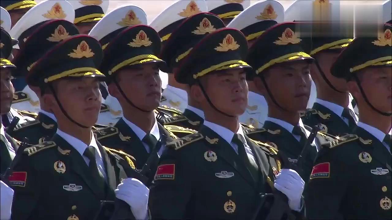 三軍儀仗隊霸氣視頻，展現(xiàn)雄壯軍威與卓越風(fēng)采，三軍儀仗隊雄壯風(fēng)采霸氣展現(xiàn)視頻，彰顯卓越軍威與風(fēng)采