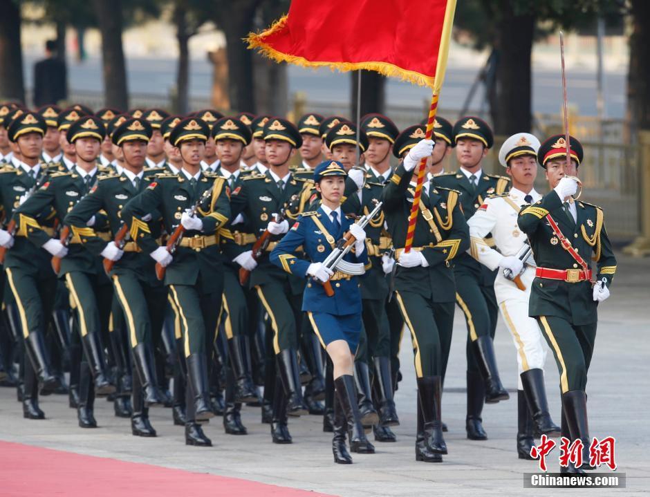 三軍儀仗隊(duì)高清大圖，展現(xiàn)榮耀與威嚴(yán)的壯麗畫卷，三軍儀仗隊(duì)壯麗畫卷，榮耀與威嚴(yán)的高清展示