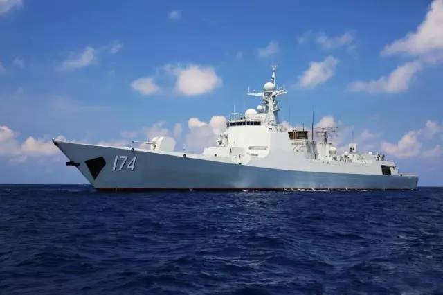 鄭州艦的服役地點，榮耀與擔(dān)當(dāng)?shù)囊娮C，鄭州艦榮耀見證，服役地點與擔(dān)當(dāng)?shù)臉s耀