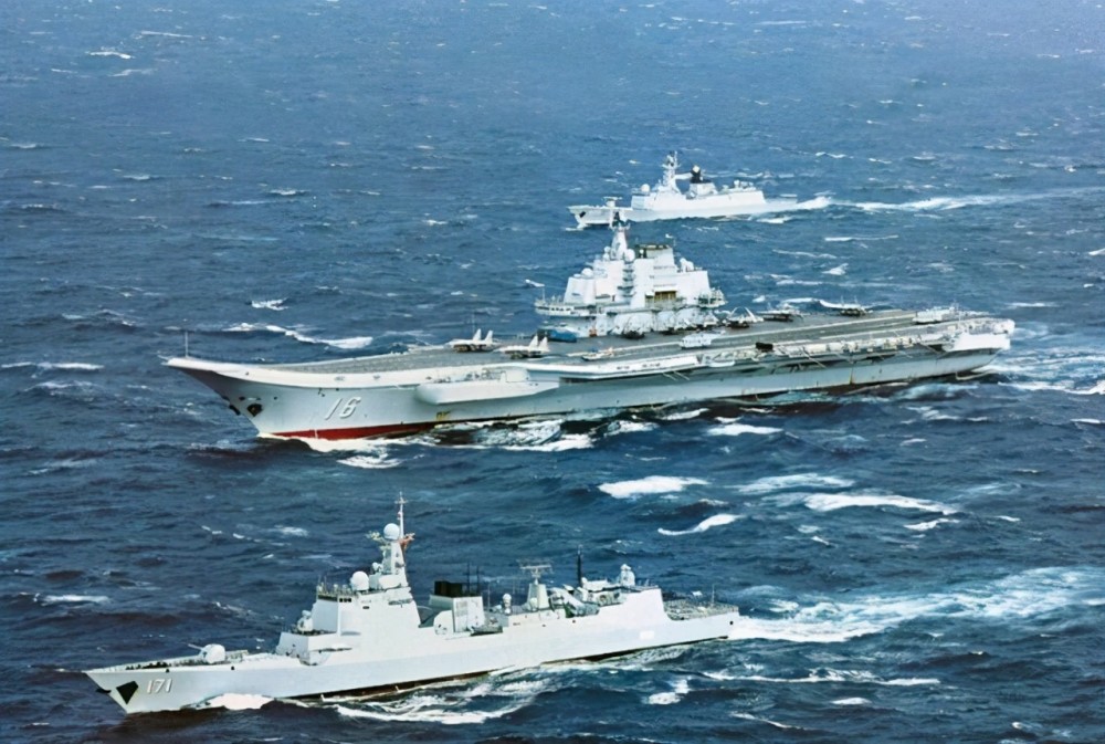 山東艦與伊麗莎白女王號，兩大戰(zhàn)艦的對比，山東艦與伊麗莎白女王號戰(zhàn)艦對比解析