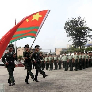 武警部隊(duì)軍旗，榮耀的象征與力量的體現(xiàn)，武警部隊(duì)軍旗，榮耀與力量的象征