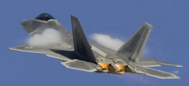 幾架殲-8換一架F-22，中國(guó)空軍現(xiàn)代化轉(zhuǎn)型的深度解析，中國(guó)空軍現(xiàn)代化轉(zhuǎn)型，殲-8換F-22的深度解析