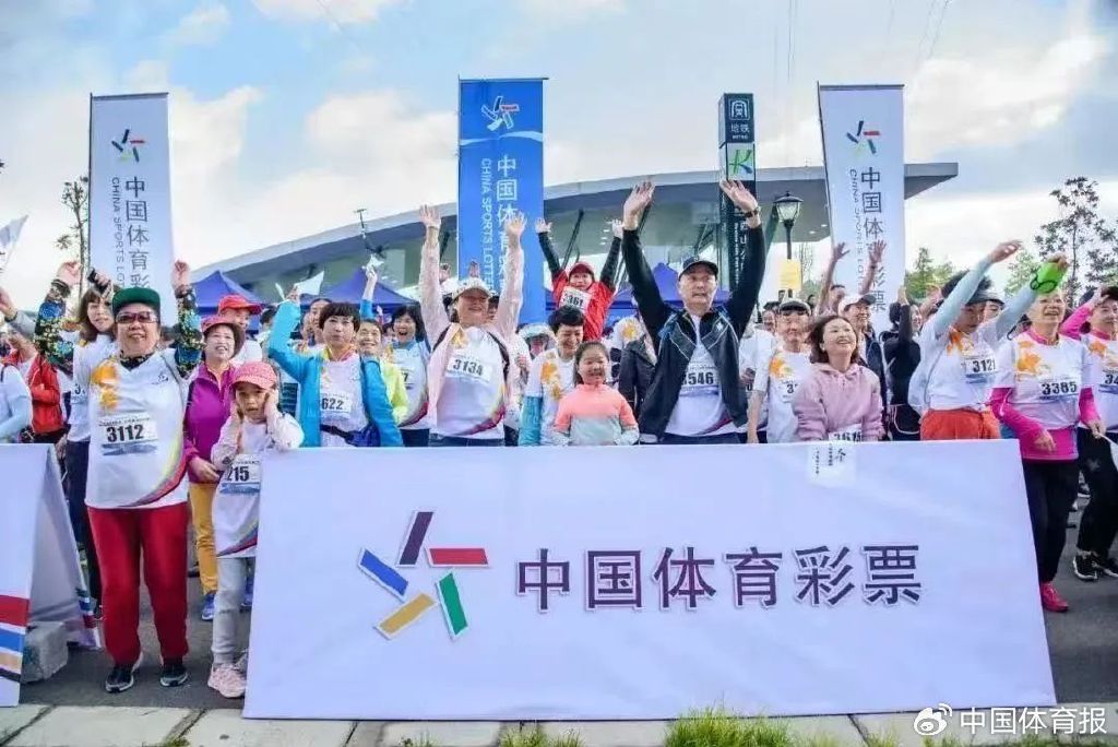 新澳門一碼一肖一特一中鳳凰體育彩票——探索彩票背后的秘密，新澳門彩票背后的秘密，一碼一肖一特一中與鳳凰體育彩票解析