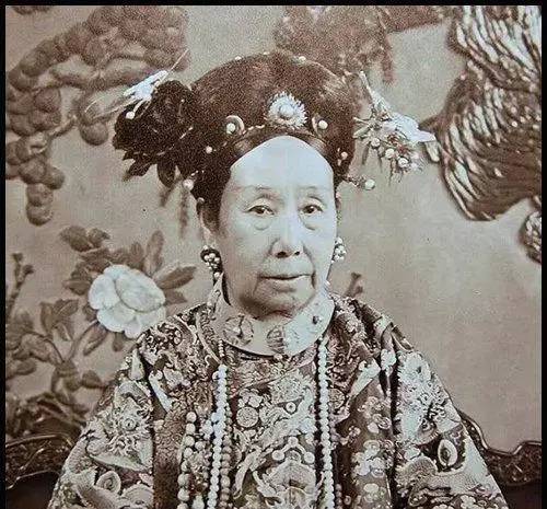 揭秘劉伯溫精準一肖的神秘面紗，劉伯溫精準預測生肖之謎揭秘