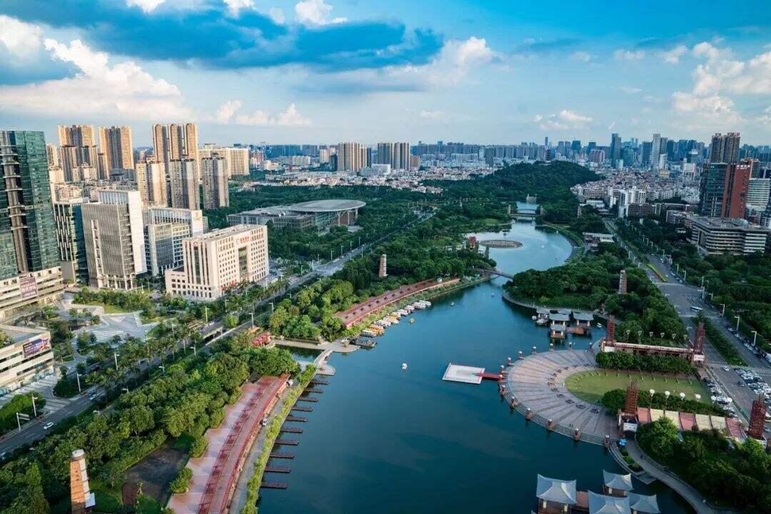 澳門(mén)正版免費(fèi)資源展望，邁向未來(lái)的精準(zhǔn)服務(wù)體驗(yàn)（2025展望），澳門(mén)正版資源展望，邁向精準(zhǔn)服務(wù)體驗(yàn)的未來(lái)之路（2025年展望）