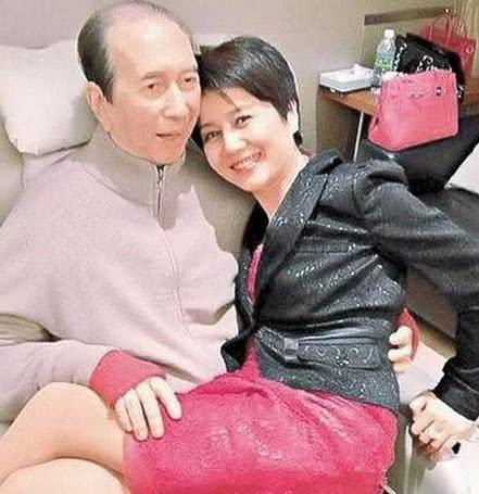 澳門彩票文化深度解析，探索新澳門精準四肖期期中特現(xiàn)象（2025最新趨勢），澳門彩票文化深度解析，探索新澳門精準四肖期期中特現(xiàn)象（最新趨勢2025）