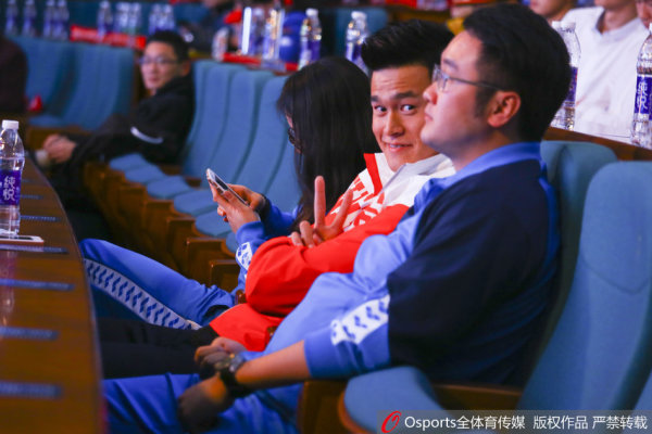 王中王一肖免費期期中，深度解析與SEO優(yōu)化策略，王中王一肖免費期期中深度解析與SEO優(yōu)化策略探討