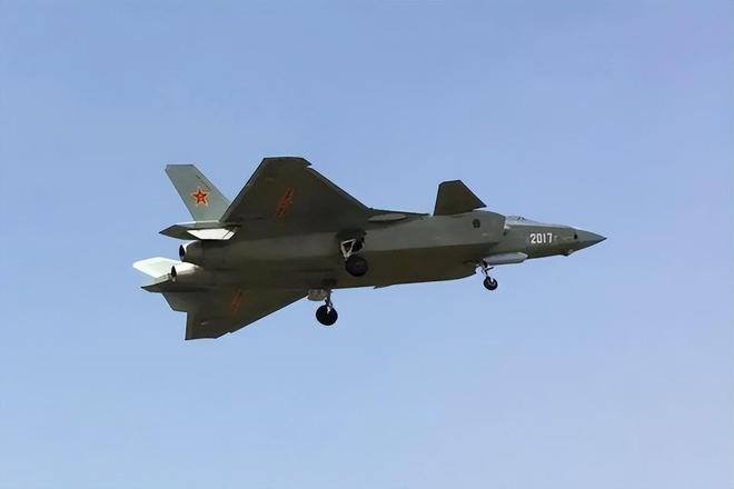 揭秘殲-22戰(zhàn)斗機(jī)的卓越性能與獨(dú)特優(yōu)勢，揭秘殲-22戰(zhàn)斗機(jī)的性能優(yōu)勢與獨(dú)特之處