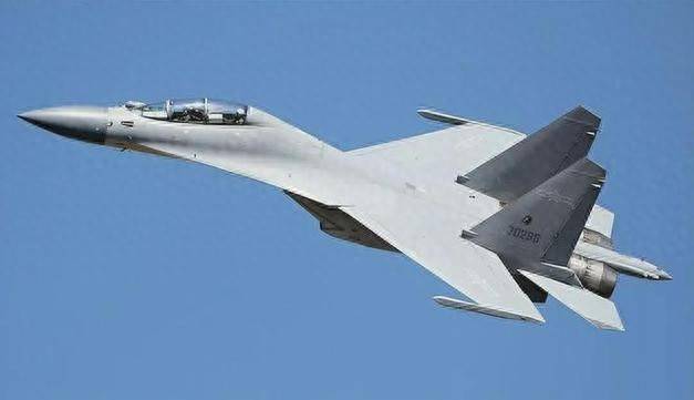 殲-11戰(zhàn)機(jī)，幾代戰(zhàn)機(jī)中的佼佼者，殲-11戰(zhàn)機(jī)，幾代戰(zhàn)機(jī)中的翹楚