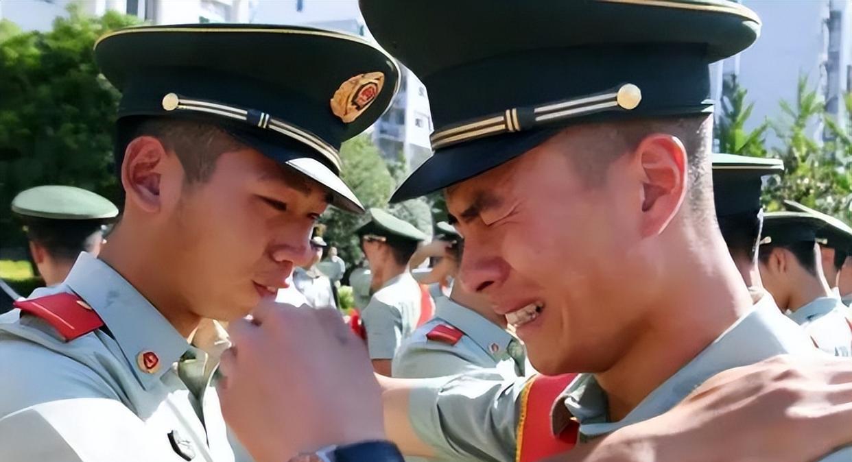 當(dāng)兵報(bào)名2023年上半年，啟程軍旅，實(shí)現(xiàn)英雄夢(mèng)想，2023年上半年報(bào)名參軍，開啟軍旅之旅，實(shí)現(xiàn)英雄夢(mèng)想