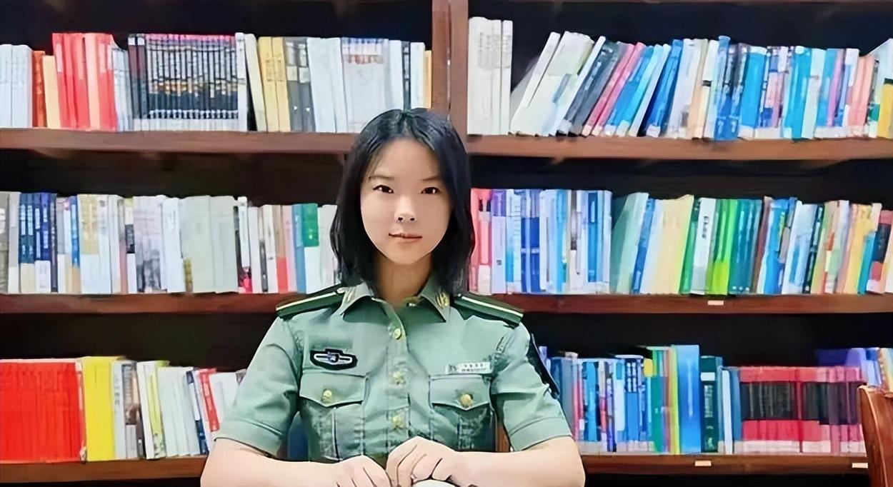 國防大學(xué)校長(zhǎng)