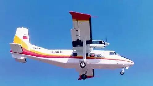運(yùn)-12飛機(jī)價(jià)格及其相關(guān)因素探討，運(yùn)-12飛機(jī)價(jià)格解析，影響因素深度探討