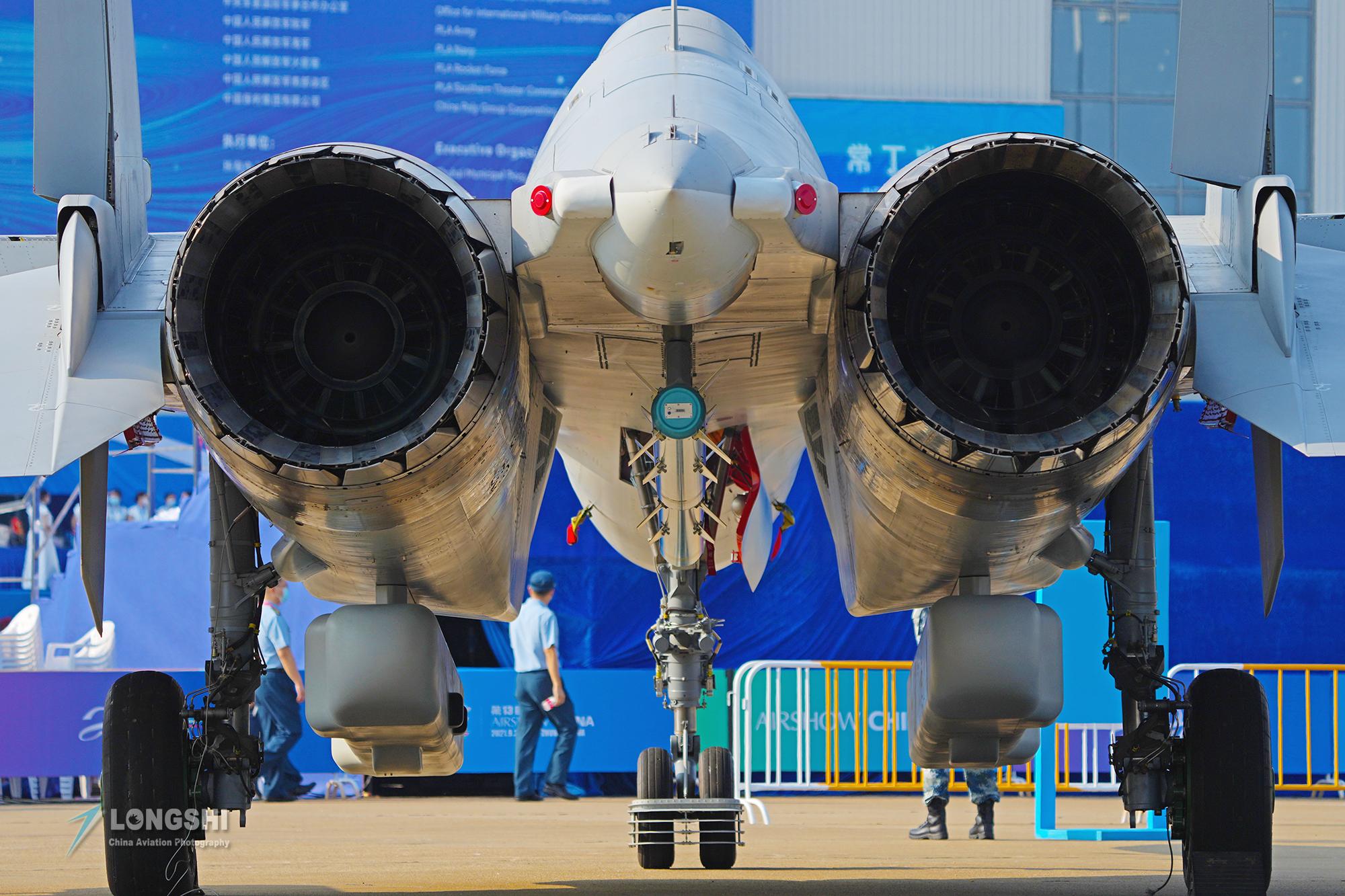揭秘殲-16D電子戰(zhàn)飛機(jī)，空中電子戰(zhàn)領(lǐng)域的嶄新里程碑，揭秘殲-16D電子戰(zhàn)飛機(jī)，空中電子戰(zhàn)領(lǐng)域的全新里程碑