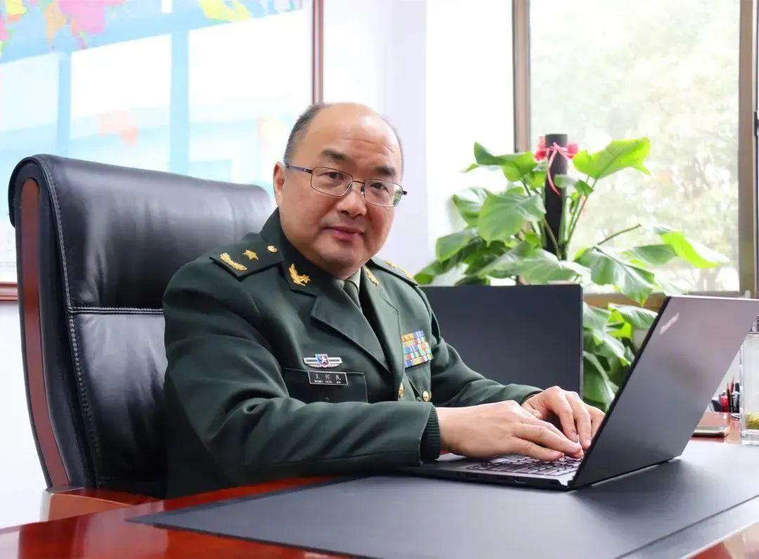 國(guó)防科技大學(xué)，一所卓越的高等學(xué)府，究竟有多牛？，國(guó)防科技大學(xué)，卓越高等學(xué)府的深度解析，究竟有多牛？