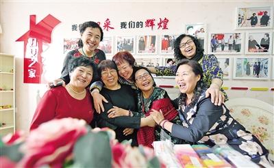 管家婆官網(wǎng)，一站式財(cái)務(wù)管理解決方案的領(lǐng)先平臺(tái)，管家婆官網(wǎng)，領(lǐng)先的一站式財(cái)務(wù)管理解決方案平臺(tái)