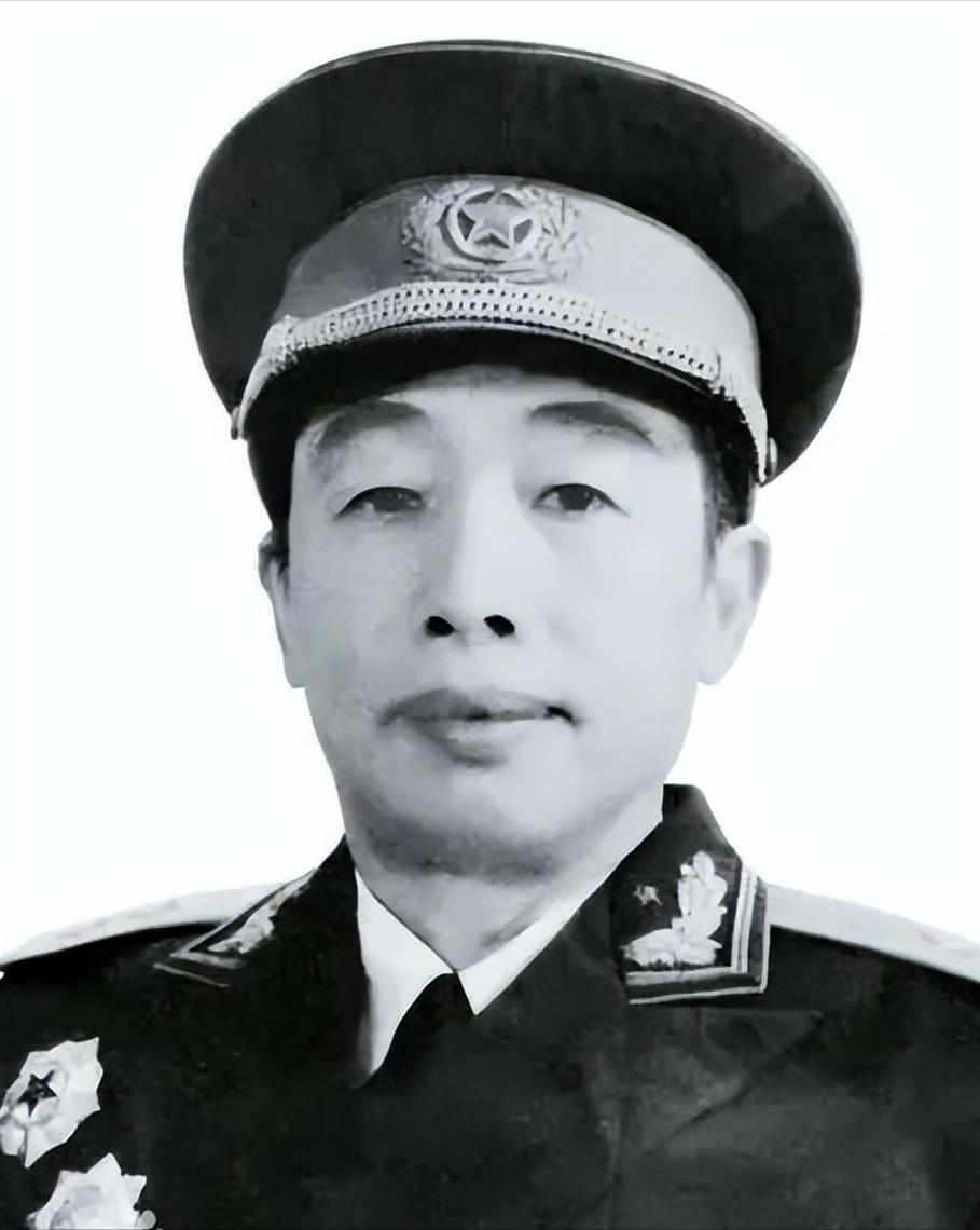 副軍長(zhǎng)可以叫將軍嗎？解讀軍銜與稱謂的奧秘，副軍長(zhǎng)能否稱為將軍？軍銜與稱謂的詳解