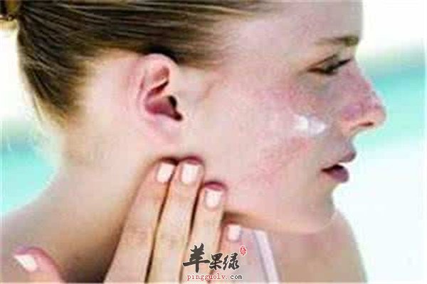 皮膚過敏怎么辦？小妙招幫你輕松應(yīng)對(duì)，皮膚過敏應(yīng)對(duì)小妙招，輕松緩解不適煩惱